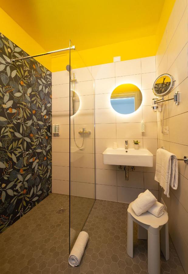 Nice Hotel 비비오네 외부 사진