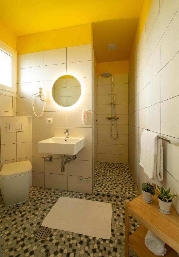 Nice Hotel 비비오네 외부 사진