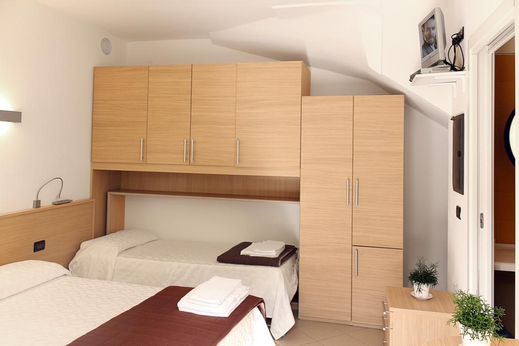 Nice Hotel 비비오네 외부 사진