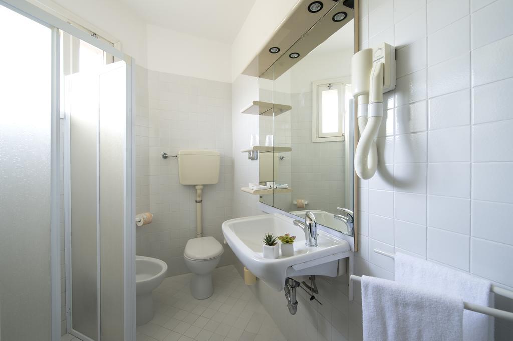 Nice Hotel 비비오네 외부 사진