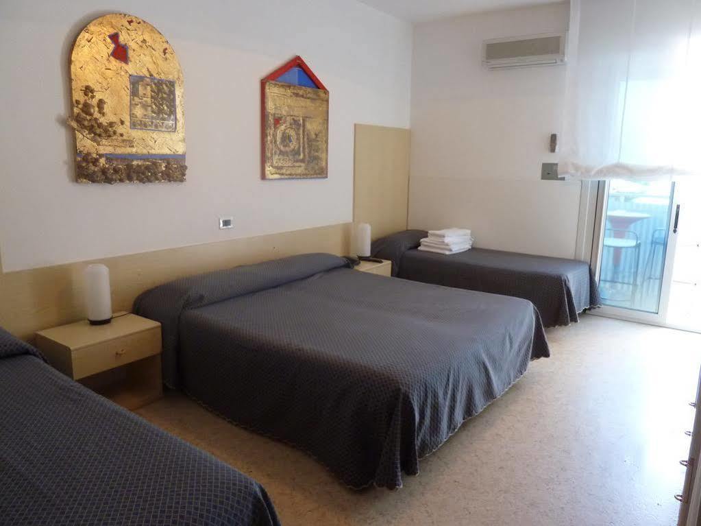 Nice Hotel 비비오네 외부 사진