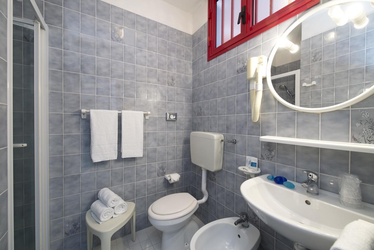 Nice Hotel 비비오네 외부 사진
